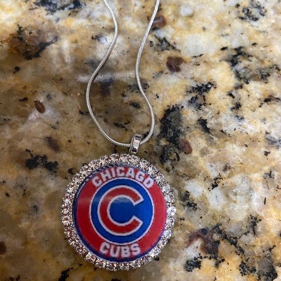 Chicago Cubs Necklace - Picture 1 of 1